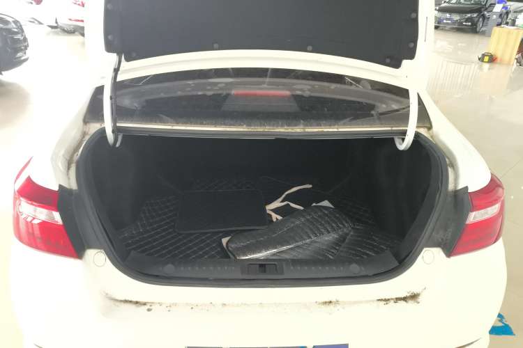 Used Geely Auto Vision 2020 1.5L CVT Asian Games Edition Trunk