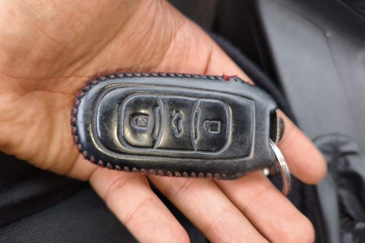 Used Geely Auto Vision 2020 1.5L CVT Asian Games Edition Vehicle Key
