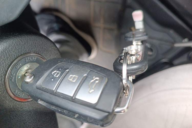 Used Geely Auto Vision 2020 Revised 1.5L Manual Asian Games Edition Vehicle Key