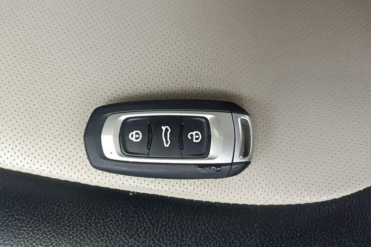 Used Geely Auto Vision 2020 Revised Version 1.5L CVT Asian Games Edition Vehicle Key