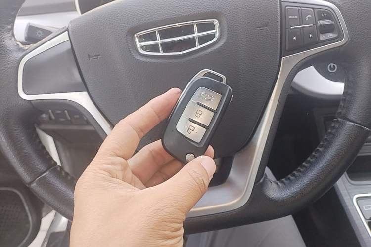 Used Geely Auto Vision 2020 Revised 1.5L Manual Asian Games Edition Vehicle Key