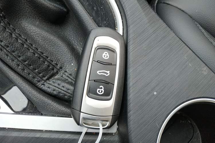 Used Geely Auto Vision 2020 Revised Version 1.5L CVT Asian Games Edition Vehicle Key