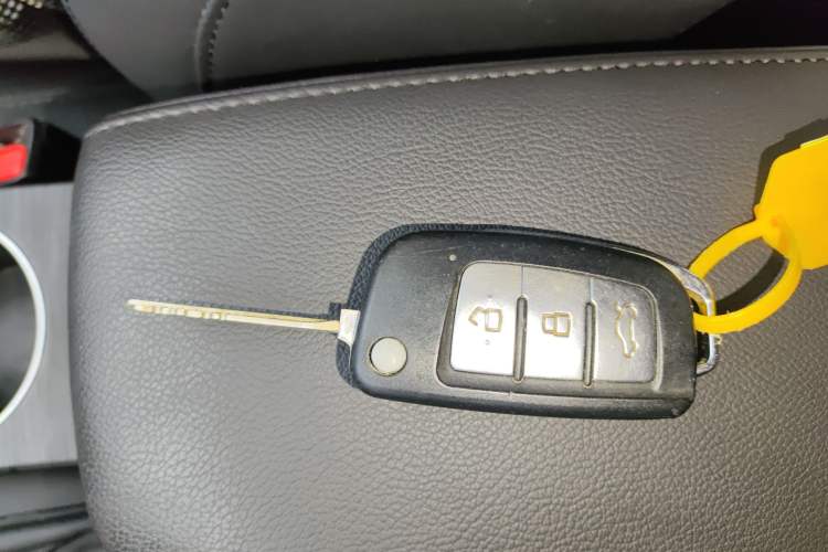 Used Geely Auto Vision 2020 Revised 1.5L Manual Asian Games Edition Vehicle Key
