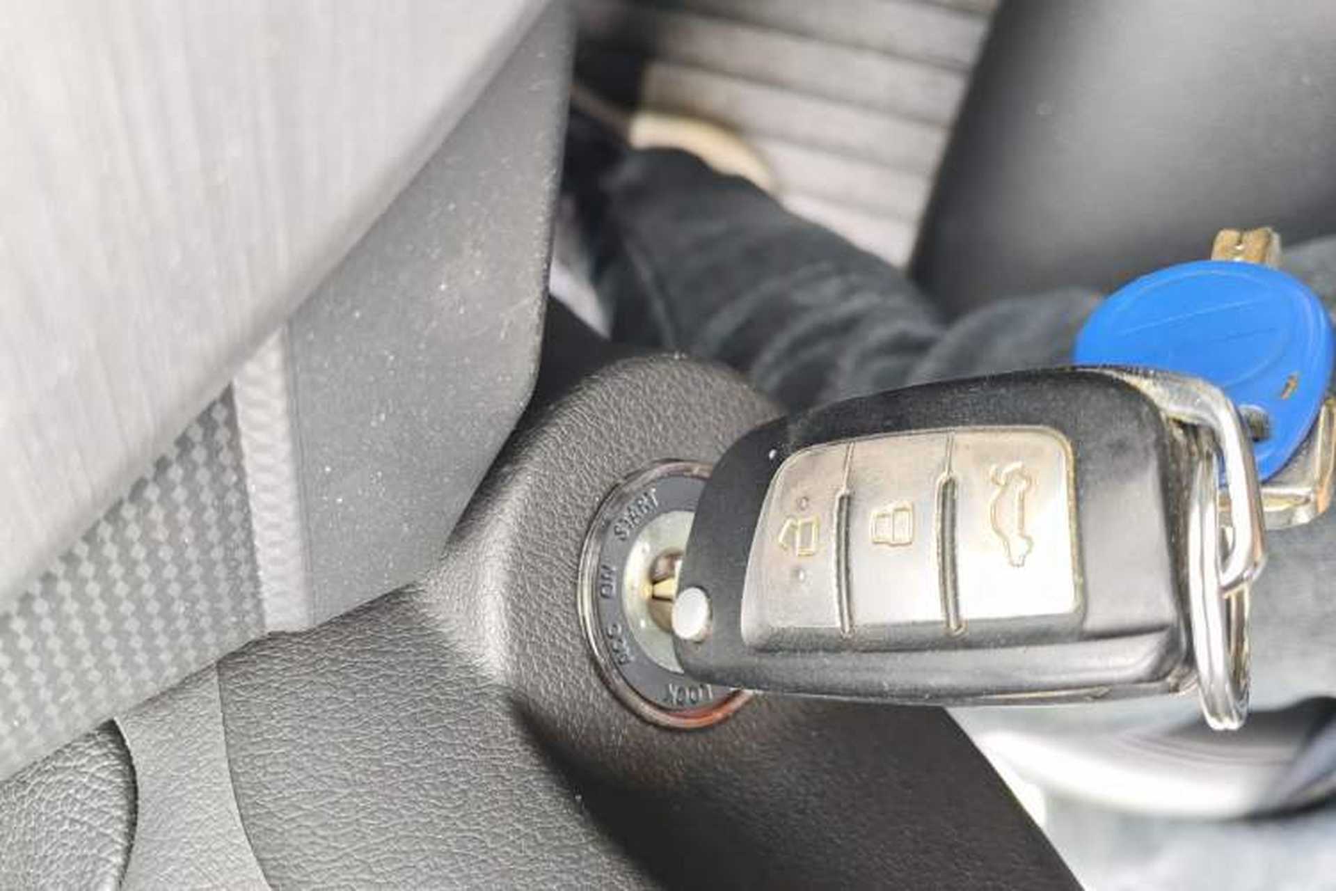 Used Geely Auto Vision 2020 1.5L Manual Asian Games Edition Vehicle Key