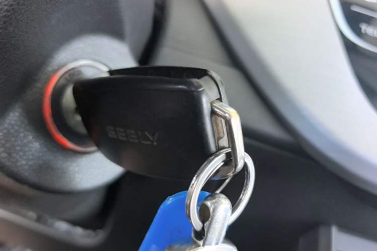 Used Geely Auto Vision 2020 Revised 1.5L Manual Asian Games Edition Vehicle Key