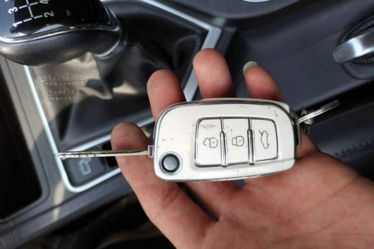 Used Geely Auto Vision 2020 Revised 1.5L Manual Asian Games Edition Vehicle Key