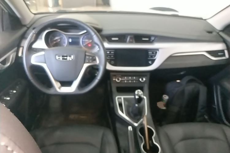 Used Geely Auto Vision 2020 Revised 1.5L Manual Asian Games Edition Center Console