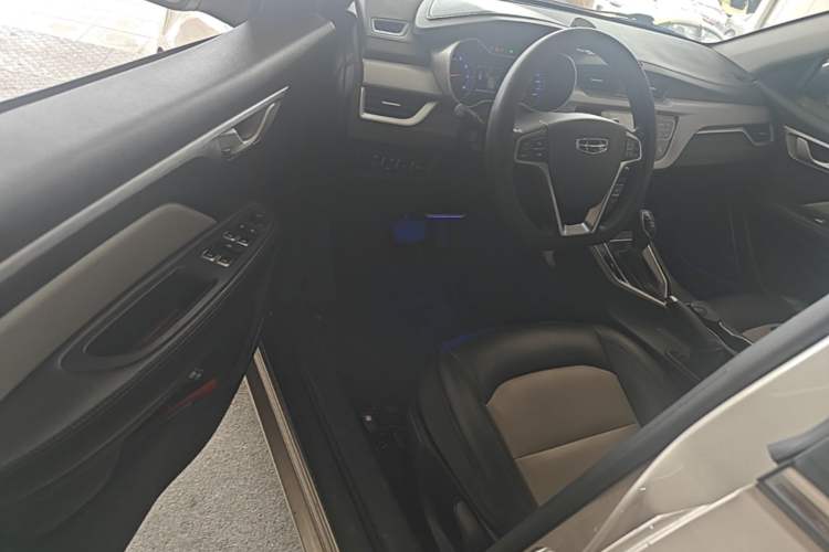 Used Geely Auto Vision 2020 Revised Version 1.5L CVT Asian Games Edition Driver Seat