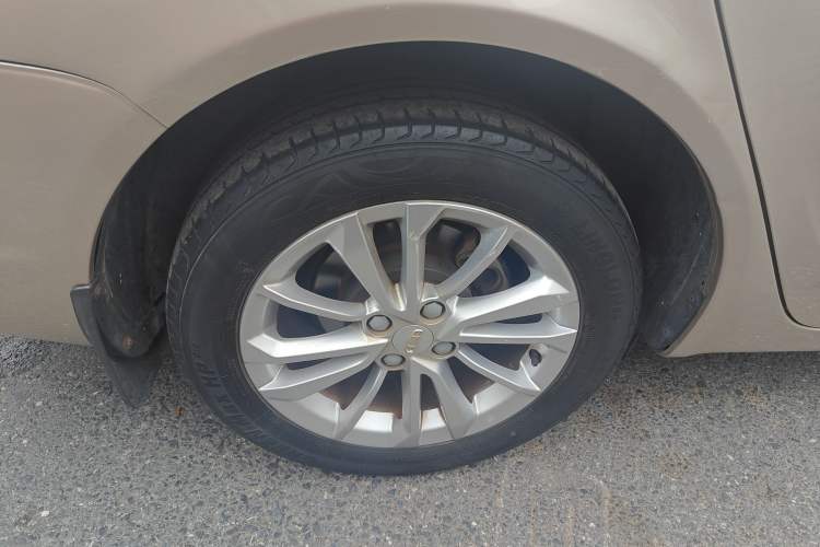 Used Geely Auto Vision 2020 Revised Version 1.5L CVT Asian Games Edition Exterior 8