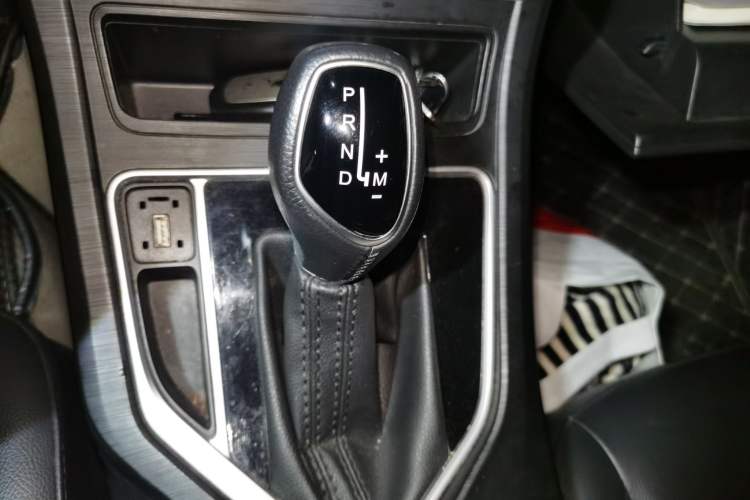 Used Geely Auto Vision 2020 1.5L CVT Asian Games Edition Gear Lever