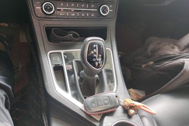 Used Geely Auto Vision 2020 1.5L CVT Asian Games Edition Gear Lever