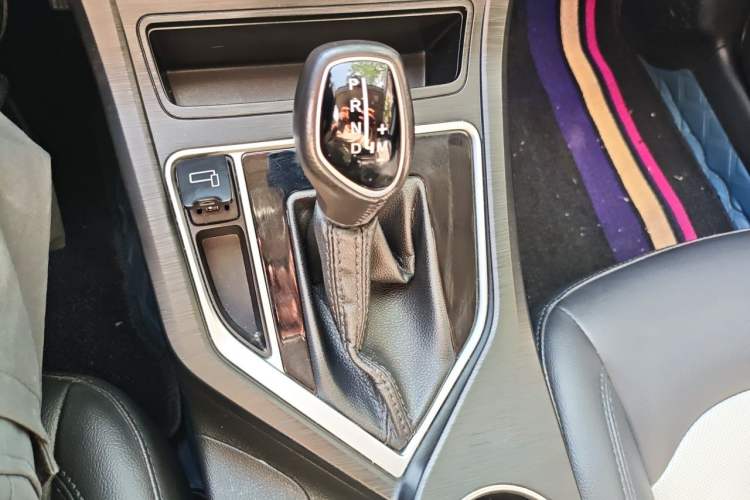 Used Geely Auto Vision 2020 1.5L CVT Luxury Model Gear Lever
