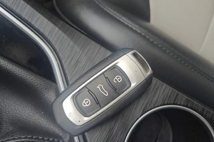 Used Geely Auto Vision 2020 Revised Version 1.5L CVT Asian Games Edition Interior 1