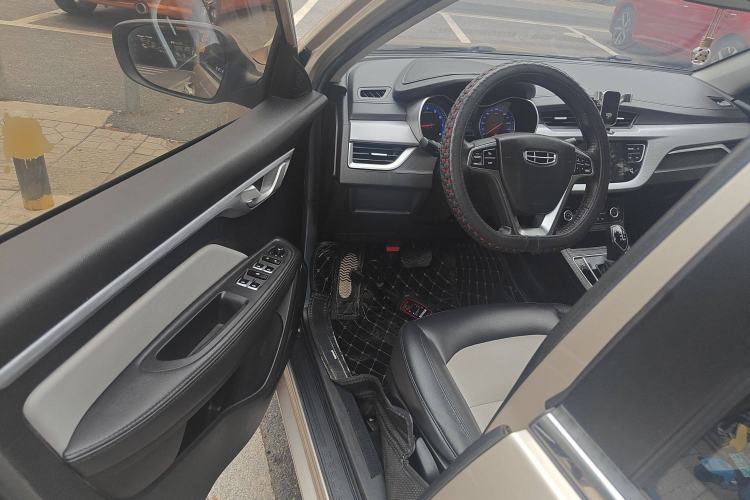 Used Geely Auto Vision 2020 Revised Version 1.5L CVT Asian Games Edition Interior 3