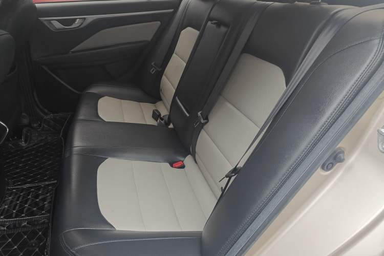 Used Geely Auto Vision 2020 Revised Version 1.5L CVT Asian Games Edition Interior 4