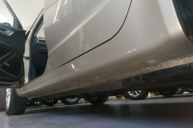 Used Geely Auto Vision 2020 Revised 1.5L Manual Asian Games Edition Left Side Sill
