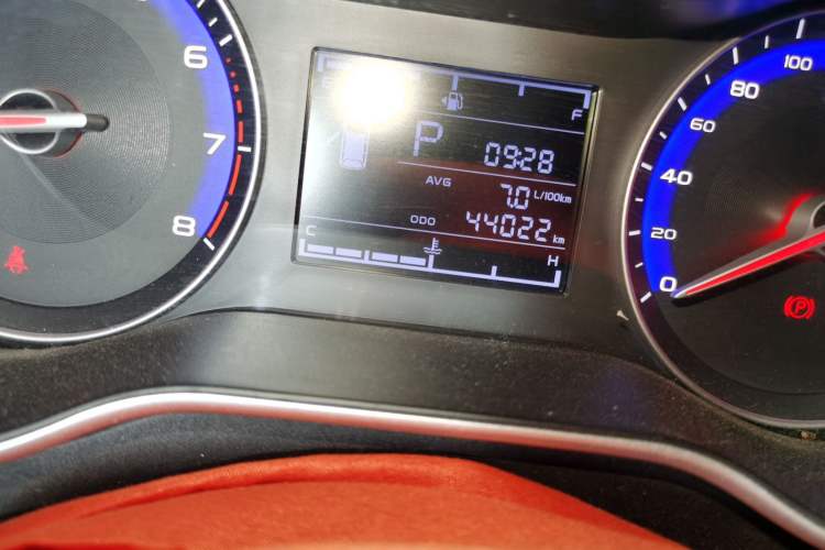 Used Geely Auto Vision 2020 1.5L CVT Asian Games Edition Odometer Close Up