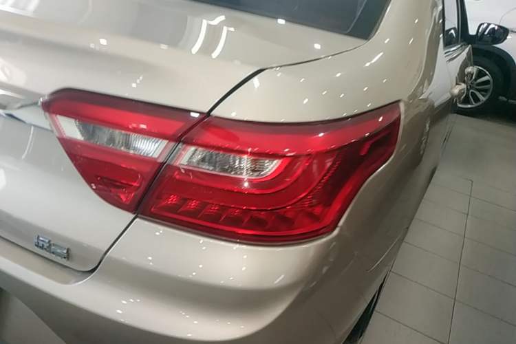 Used Geely Auto Vision 2020 Revised 1.5L Manual Asian Games Edition Right Rear Taillight