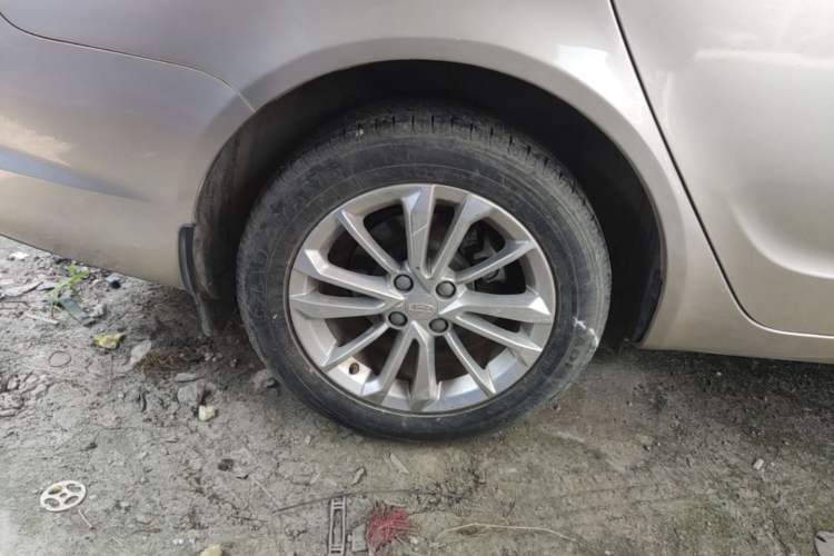 Used Geely Auto Vision 2020 1.5L CVT Asian Games Edition Right Rear Wheel Hub