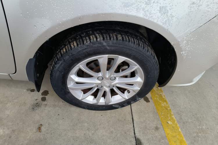 Used Geely Auto Vision 2020 1.5L Manual Asian Games Edition Right Rear Wheel Hub
