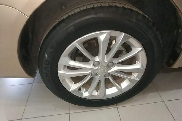 Used Geely Auto Vision 2020 Revised 1.5L Manual Asian Games Edition Right Rear Wheel Hub