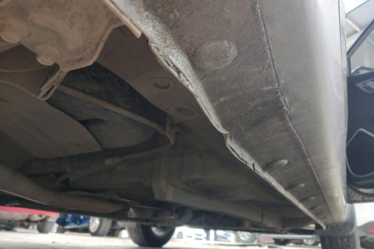 Used Geely Auto Vision 2020 1.5L CVT Asian Games Edition Right Side Sill