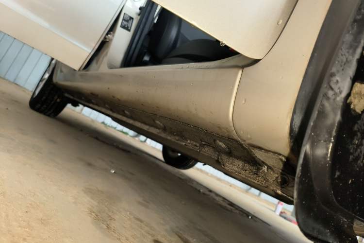 Used Geely Auto Vision 2020 1.5L Manual Asian Games Edition Right Side Sill