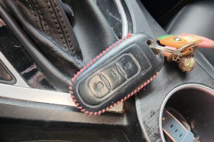 Used Geely Auto Vision 2020 1.5L CVT Asian Games Edition Vehicle Key