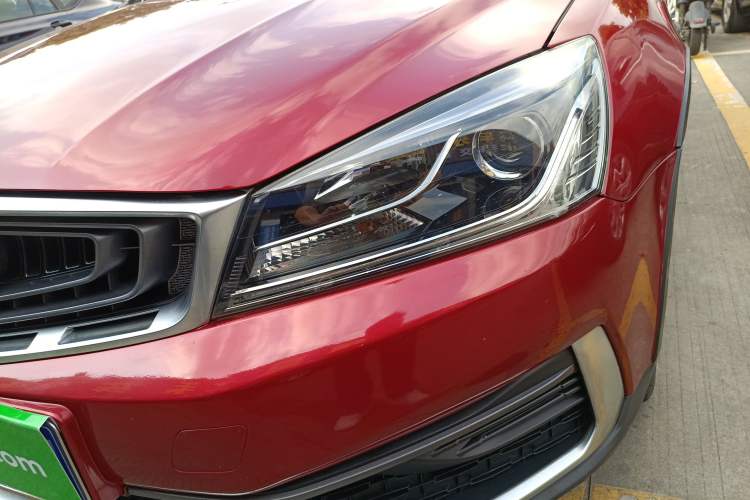 Used Geely Auto Vision S1 2018 1.4T CVT Fengchi Model Left Front Headlight