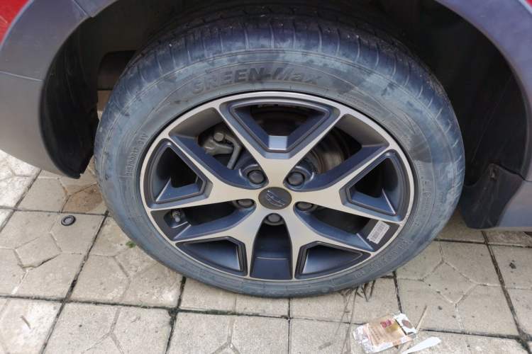 Used Geely Auto Vision S1 2019 Upgraded Model 1.5L CVT Luxury Version Right Rear Wheel Hub