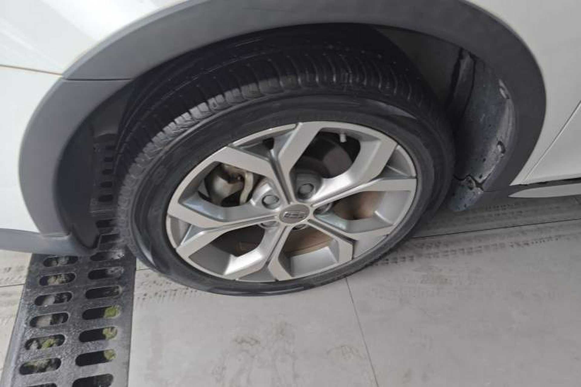 Used Geely Auto Vision S1 2018 1.4T CVT Fēngruì Model Left Front Wheel Hub