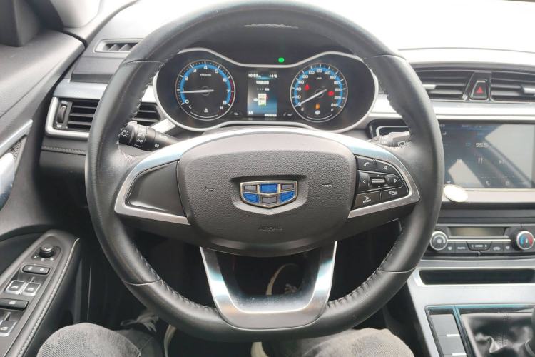 Used Geely Auto Vision S1 2019 Upgraded Model 1.5L Manual Elite Version Steering Wheel