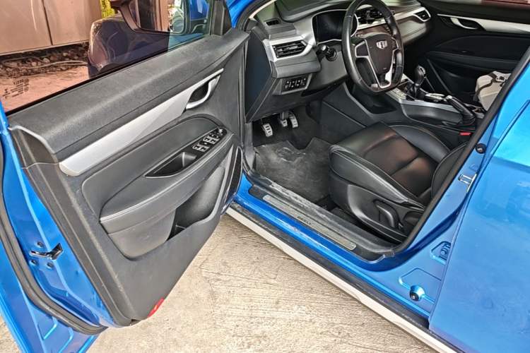 Used Geely Auto Vision S1 2018 1.5L Manual FENGXING Model Driver Seat