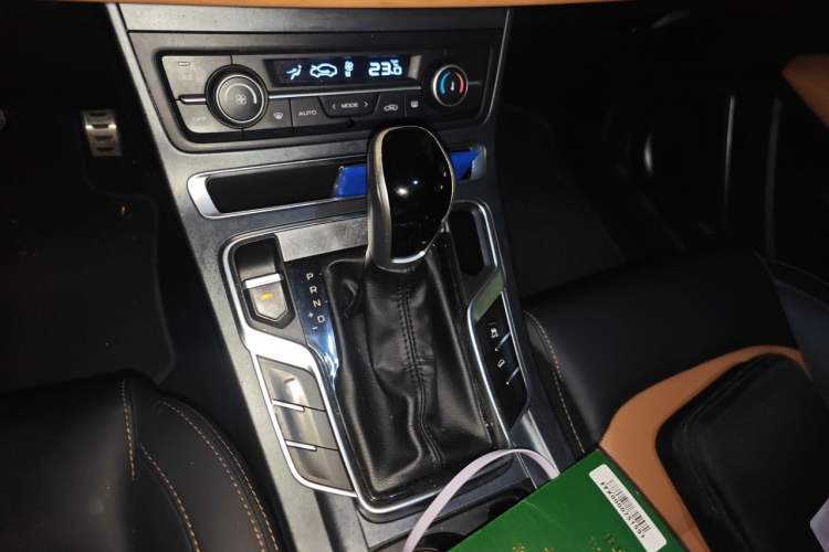 Used Geely Auto Vision S1 2018 1.4T CVT FENGXING Model Gear Lever