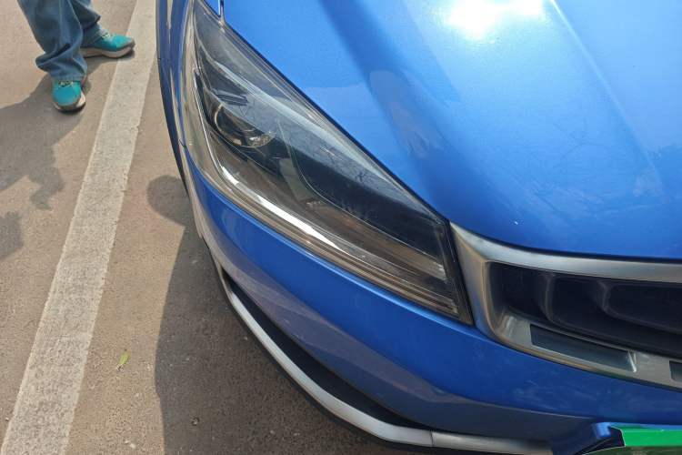 Used Geely Auto Vision S1 2018 1.4T CVT FENGXING Model Right Front Headlight