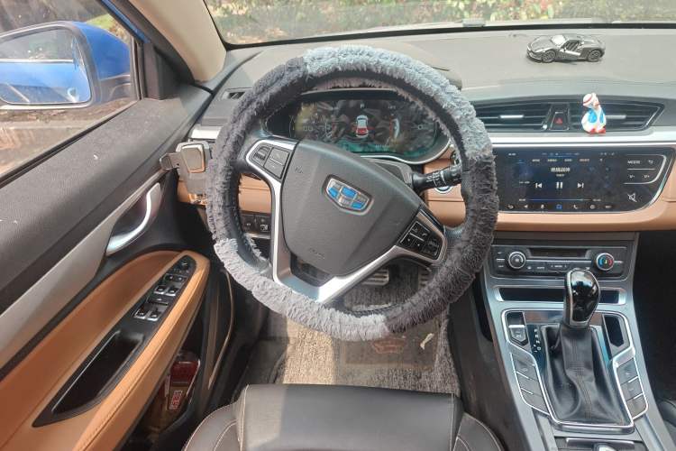 Used Geely Auto Vision S1 2018 1.4T CVT FENGXING Model Steering Wheel