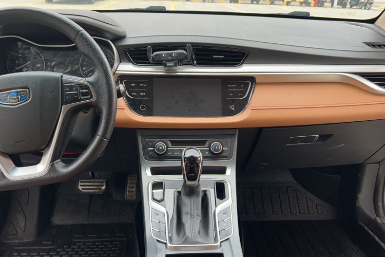 Used Geely Auto Vision S1 2018 1.4T CVT Fengchi Model Audio And AC Panel