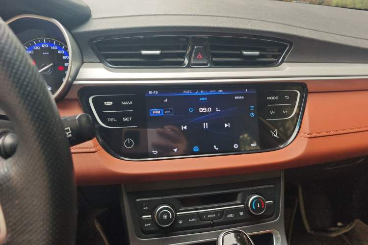 Used Geely Auto Vision S1 2018 1.5L CVT Fongchi Model Audio And AC Panel