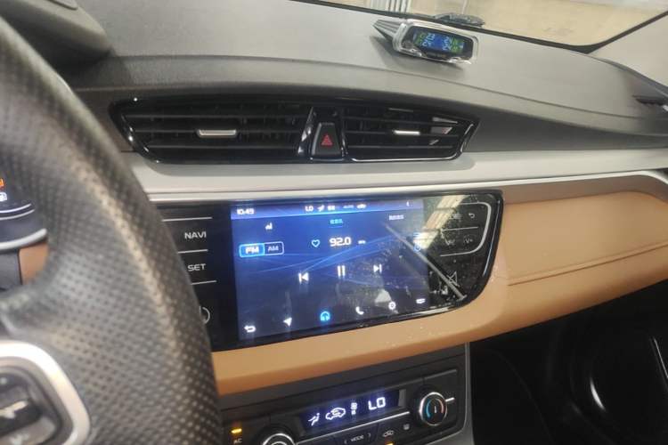 Used Geely Auto Vision S1 2018 1.4T CVT Fengchi Model Audio And AC Panel
