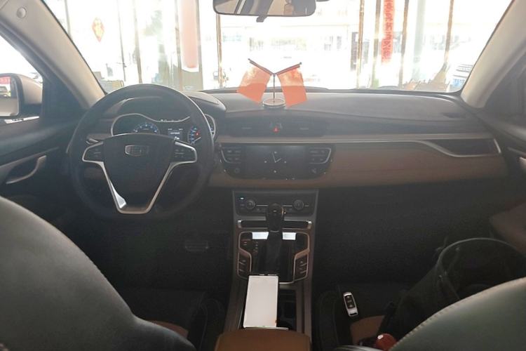 Used Geely Auto Vision S1 2018 1.4T CVT Fengchi Model Center Console