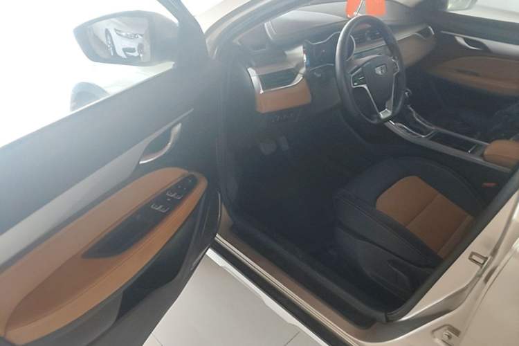 Used Geely Auto Vision S1 2018 1.4T CVT Fengchi Model Driver Seat