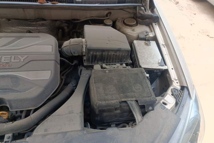 Used Geely Auto Vision S1 2018 1.4T CVT FENGXING Model Engine Bay Left