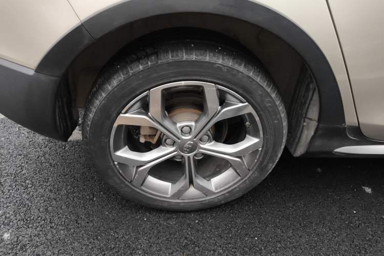 Used Geely Auto Vision S1 2018 1.4T CVT FENGXING Model Exterior 8