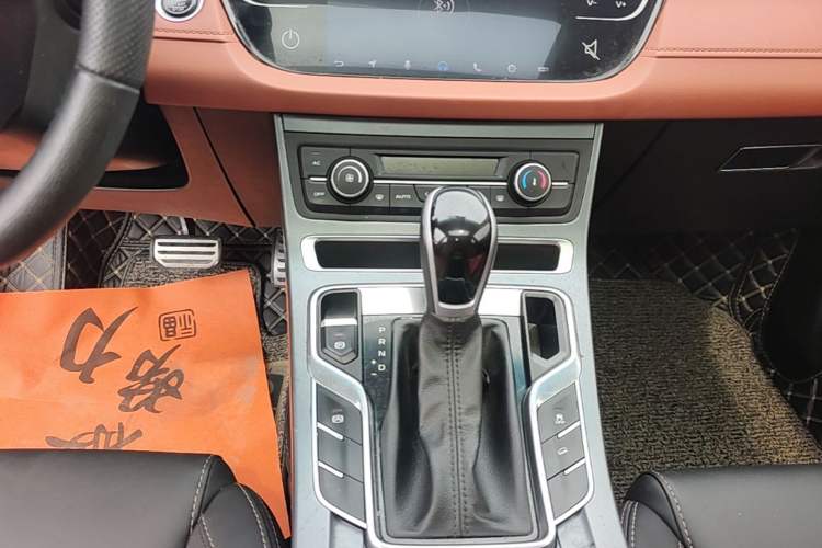 Used Geely Auto Vision S1 2018 1.5L CVT FENGXING Model Gear Lever