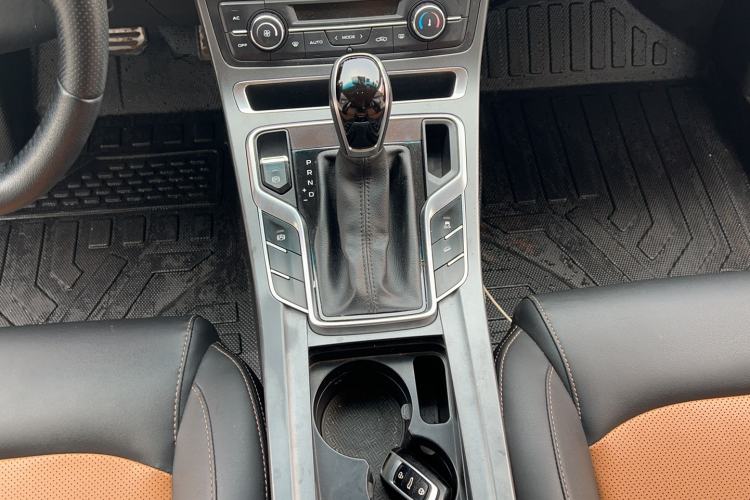 Used Geely Auto Vision S1 2018 1.4T CVT Fengchi Model Gear Lever