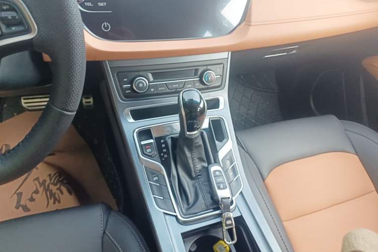 Used Geely Auto Vision S1 2018 1.4T CVT FENGXING Model Gear Lever