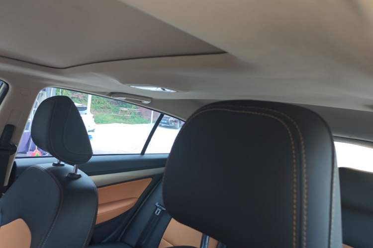 Used Geely Auto Vision S1 2018 1.4T CVT FENGXING Model Headliner