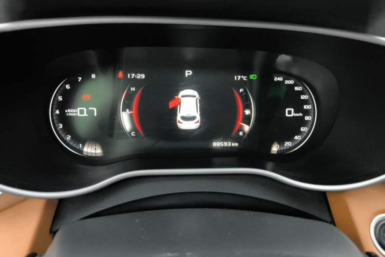 Used Geely Auto Vision S1 2018 1.4T CVT FENGXING Model Instrument Cluster