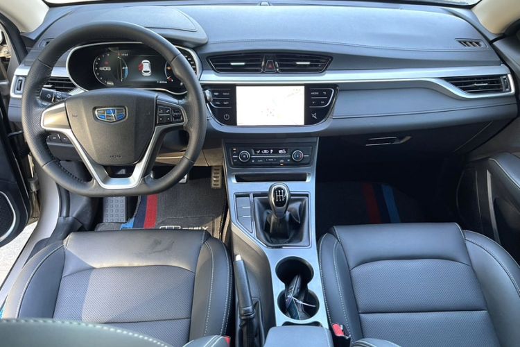 Used Geely Auto Vision S1 2018 1.5L Manual FENGXING Model Interior 1