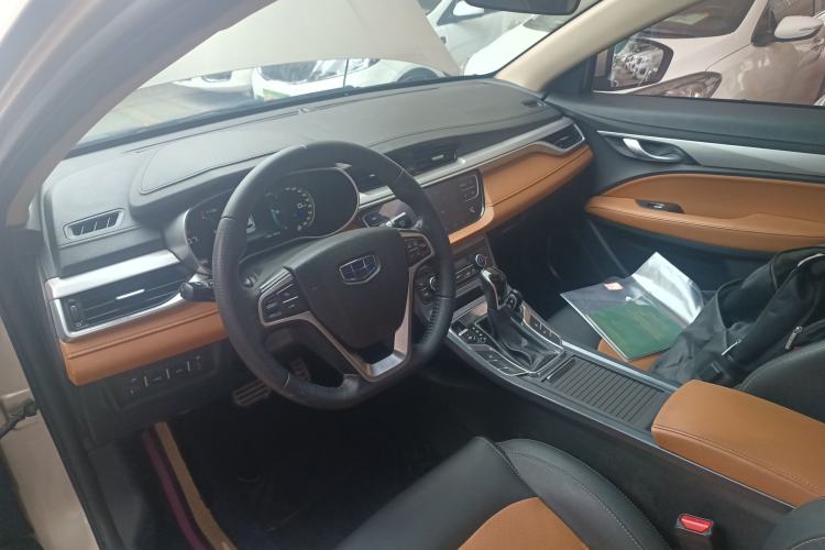 Used Geely Auto Vision S1 2018 1.4T CVT FENGXING Model Interior 2